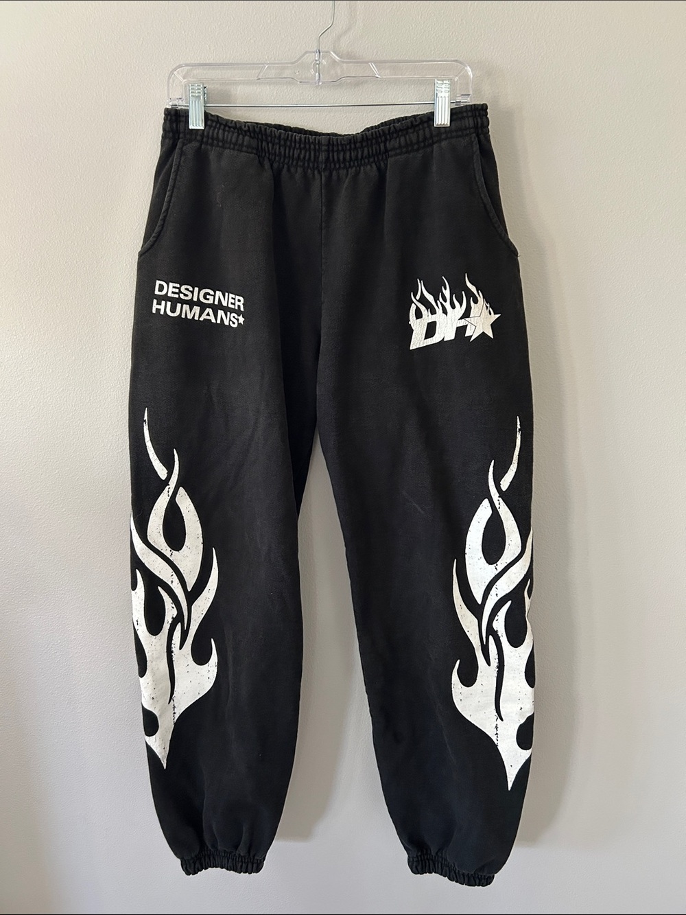 Designer Humans Men’s Black Flame Graphic Sweatpants size M